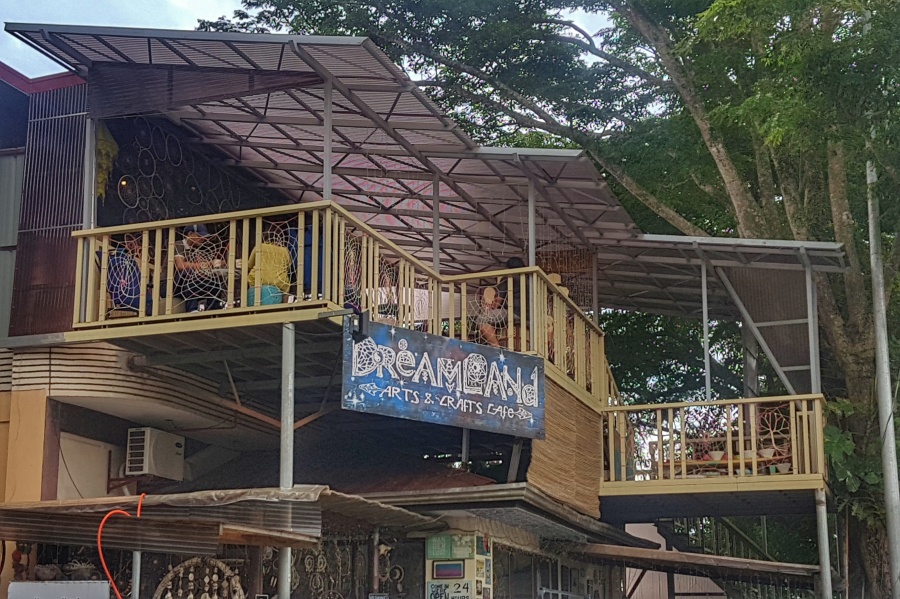 dreamland arts &amp; cafe tagaytay
